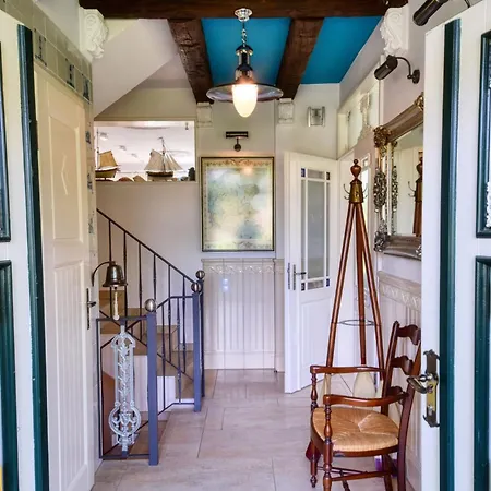 Classic Im Kapitaens Hus Ruegen Holiday home